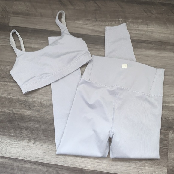 Vuori Pants - Vuori Gray Ribbed Bra & Leggings Set